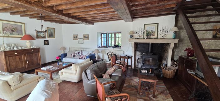 Image No.9-4 Bed House for sale