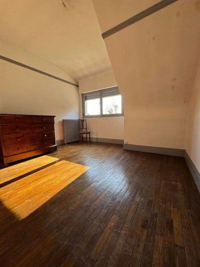 Image No.16-9 Bed House for sale