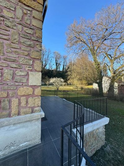 Image No.3-9 Bed House for sale
