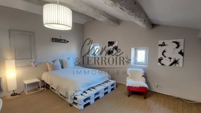 Image No.29-5 Bed House for sale