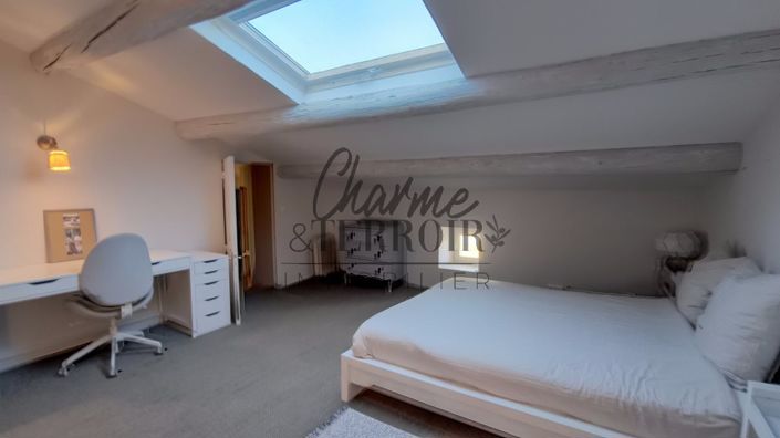 Image No.30-5 Bed House for sale