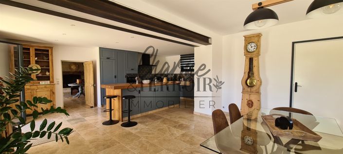Image No.8-4 Bed House for sale
