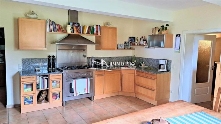 Image No.24-3 Bed House for sale