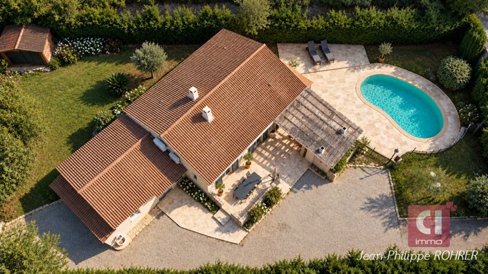 Image No.18-4 Bed House for sale