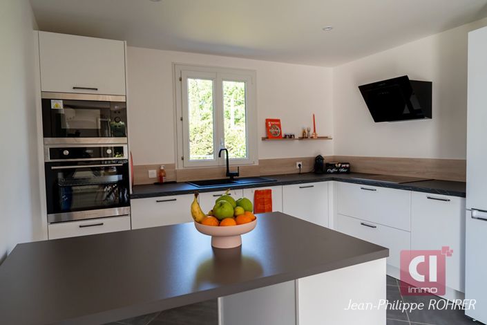 Image No.7-4 Bed House for sale
