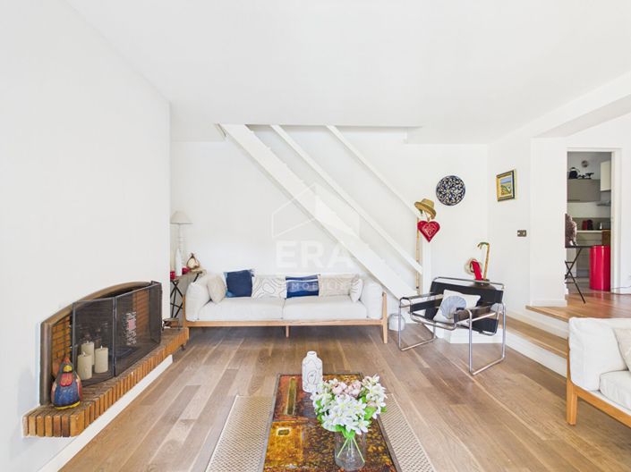 Image No.5-5 Bed House for sale