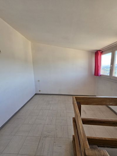 Image No.13-House for sale