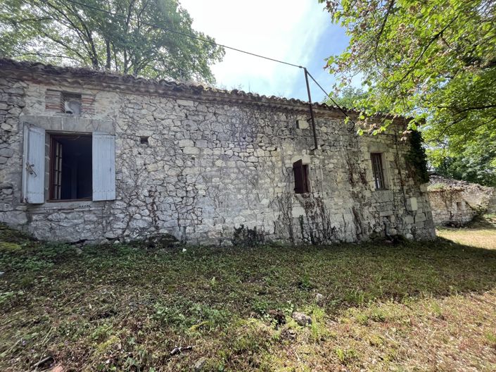 Image No.10-3 Bed House for sale