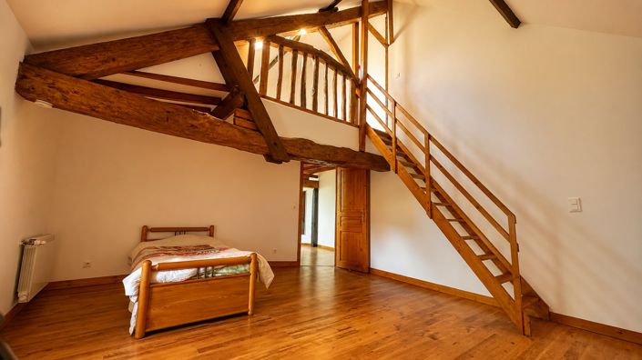 Image No.3-5 Bed House for sale