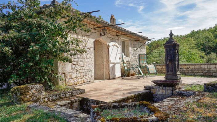 Image No.23-8 Bed House for sale