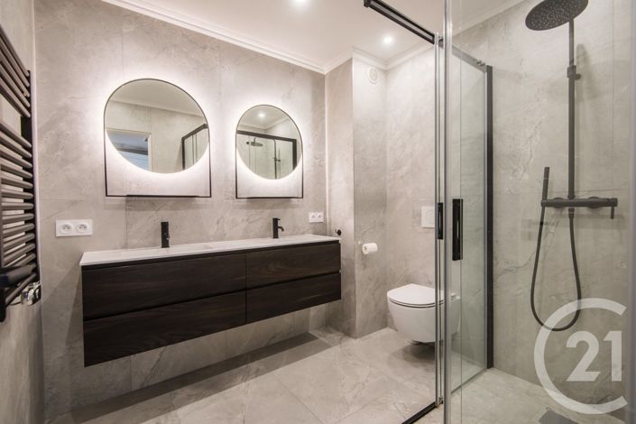 Image No.23-3 Bed Apartment for sale