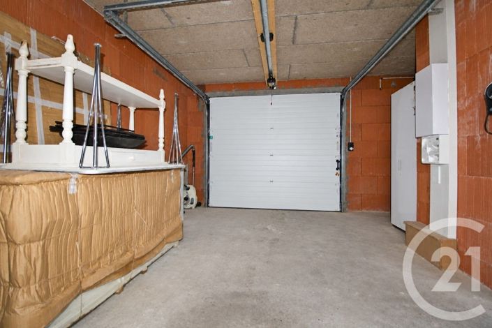 Image No.15-4 Bed House for sale
