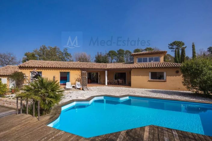 Image No.2-5 Bed House for sale