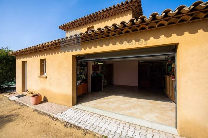 Image No.29-5 Bed House for sale