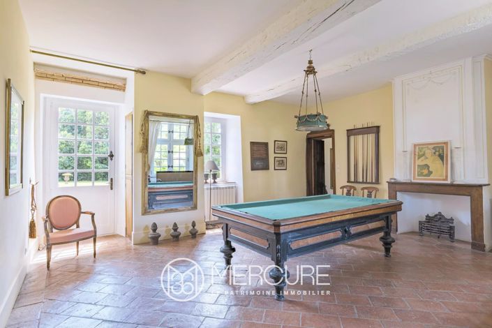 Image No.8-9 Bed House for sale