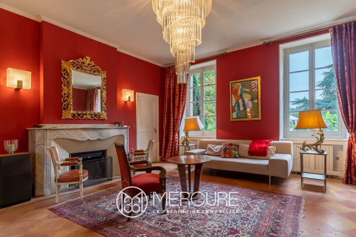 Image No.4-8 Bed Property for sale