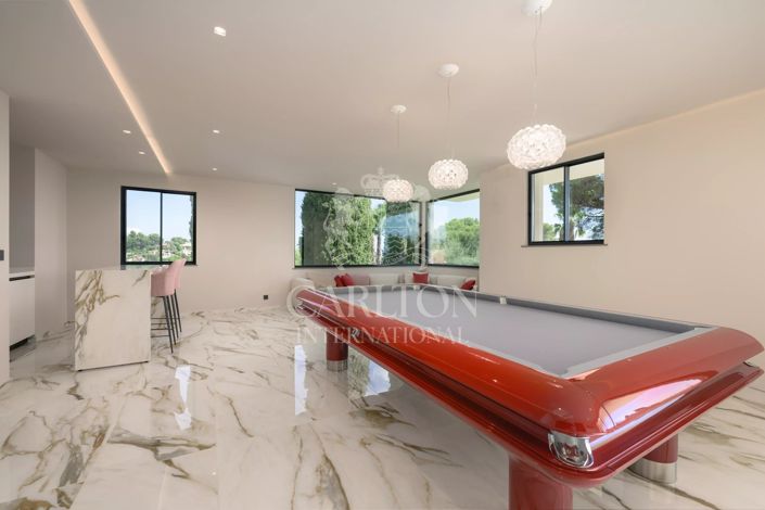 Image No.16-10 Bed House for sale
