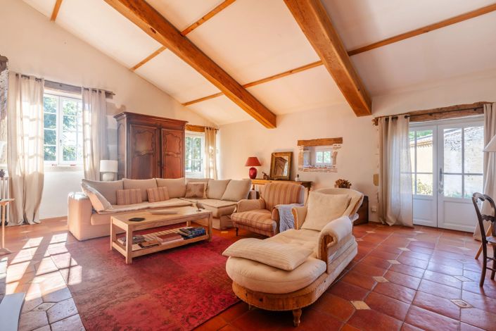 Image No.16-5 Bed House for sale
