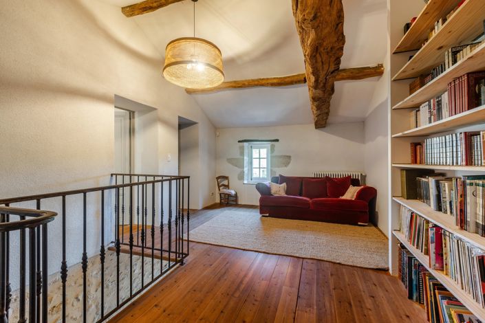 Image No.21-5 Bed House for sale