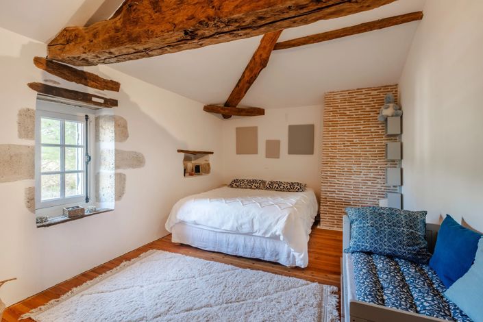 Image No.23-5 Bed House for sale