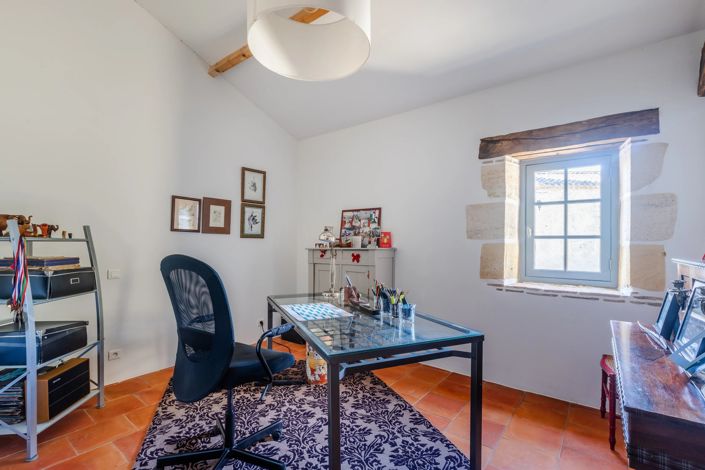 Image No.28-5 Bed House for sale