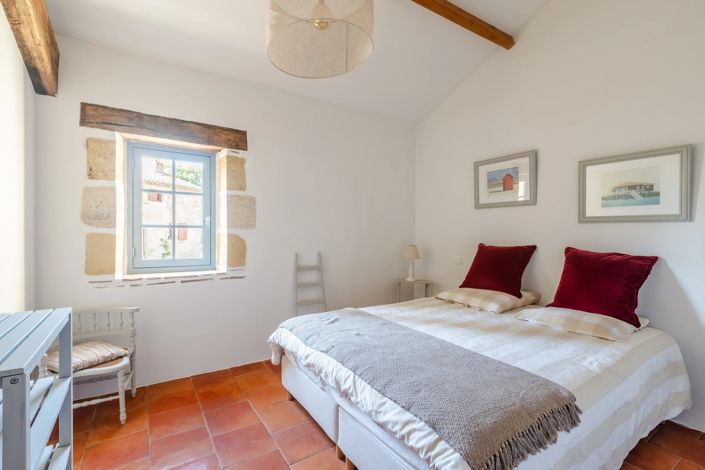 Image No.29-5 Bed House for sale