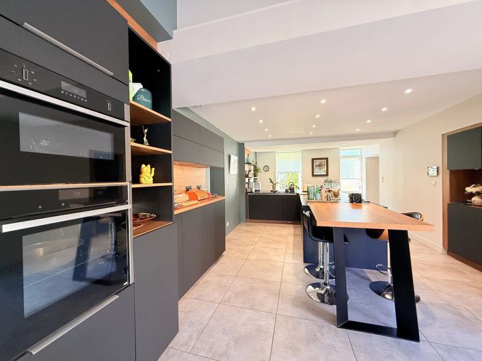 Image No.13-5 Bed House for sale