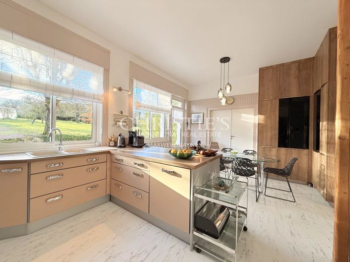 Image No.16-7 Bed House for sale