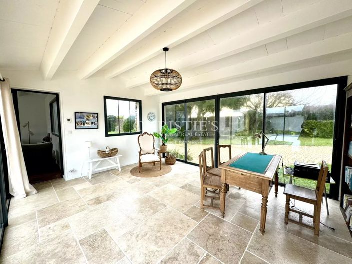 Image No.16-6 Bed House for sale