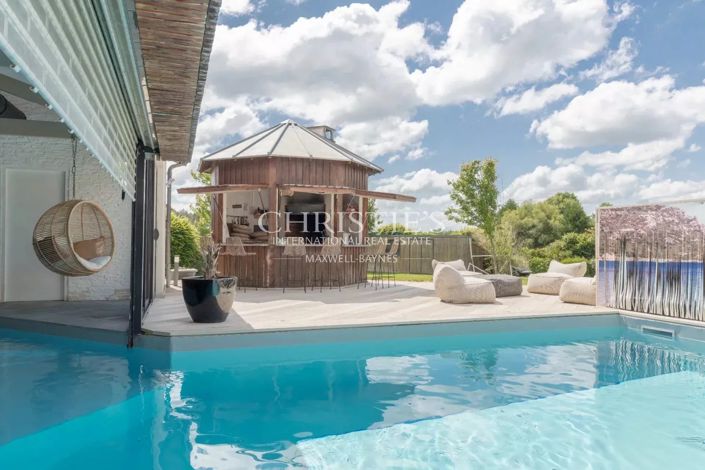 Image No.6-5 Bed House for sale