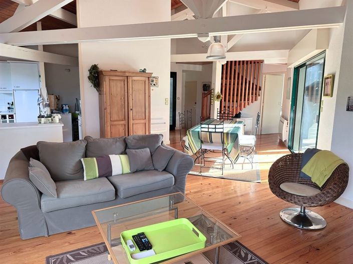 Image No.3-3 Bed House for sale