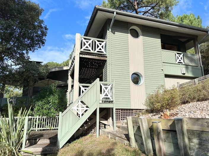 Image No.9-3 Bed House for sale