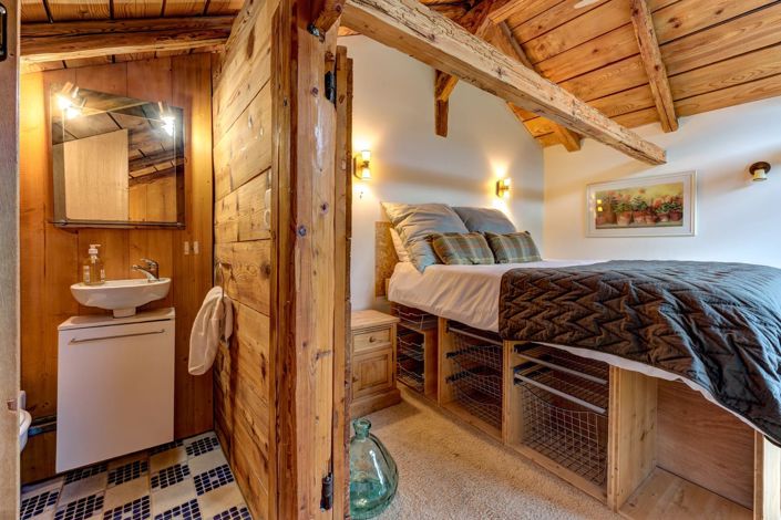 Image No.10-2 Bed House for sale