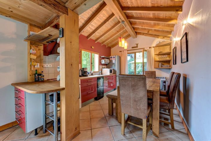 Image No.8-2 Bed House for sale