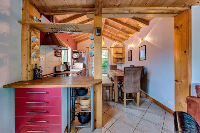 Image No.9-2 Bed House for sale