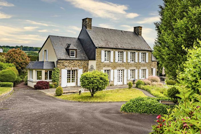 Image No.18-4 Bed House for sale