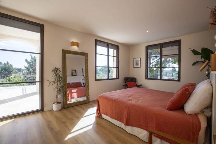 Image No.14-5 Bed House for sale
