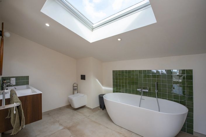 Image No.19-5 Bed House for sale