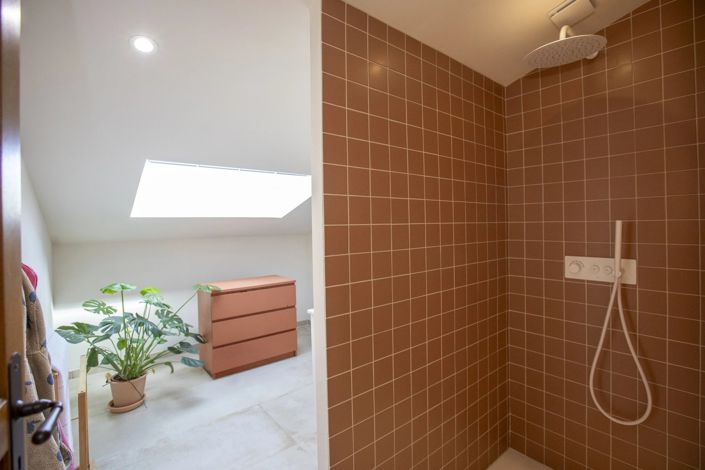 Image No.24-5 Bed House for sale