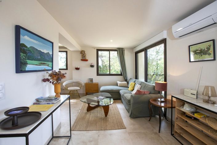 Image No.32-5 Bed House for sale