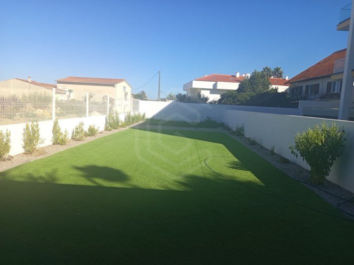Image No.19-3 Bed Apartment for sale