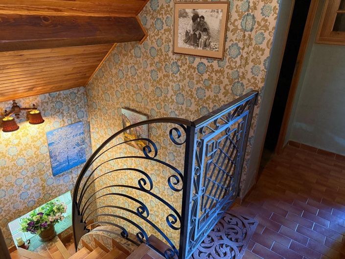 Image No.13-5 Bed House for sale