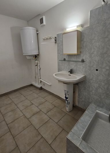 Image No.12-House for sale