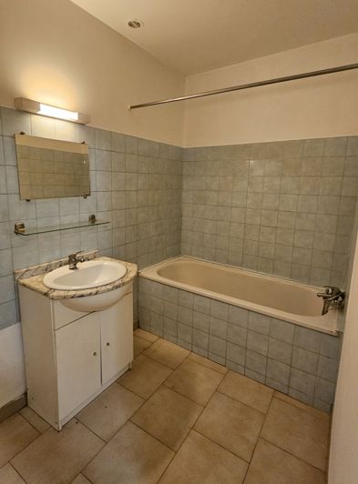 Image No.8-House for sale