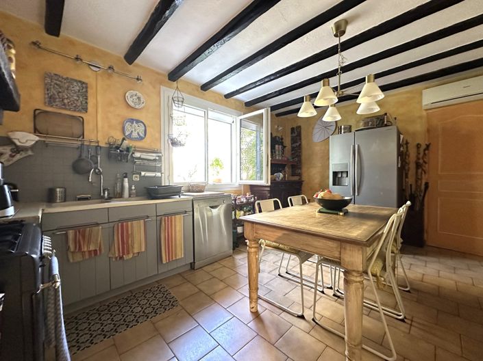 Image No.10-3 Bed House for sale