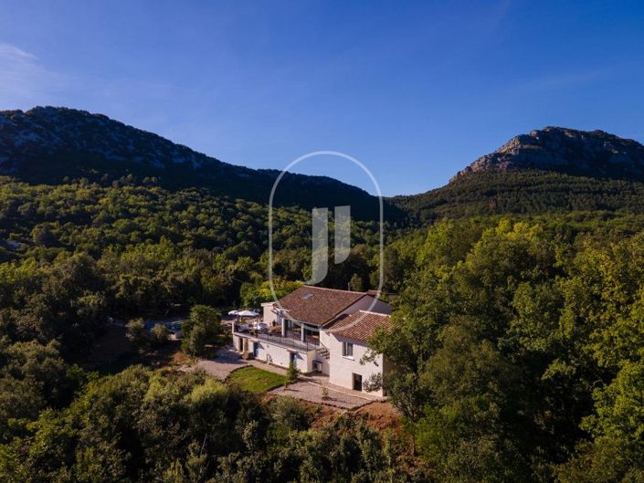 Image No.14-4 Bed House for sale