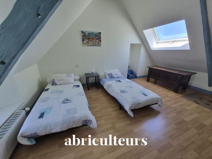Image No.16-5 Bed House for sale