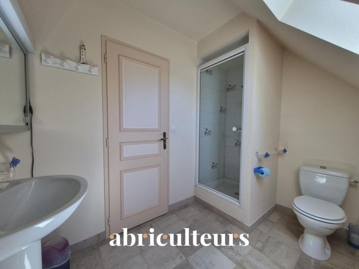Image No.19-5 Bed House for sale
