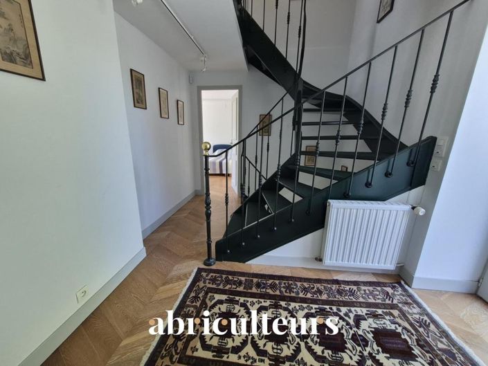 Image No.21-5 Bed House for sale