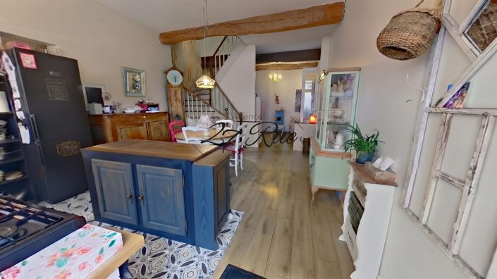 Image No.2-5 Bed House for sale